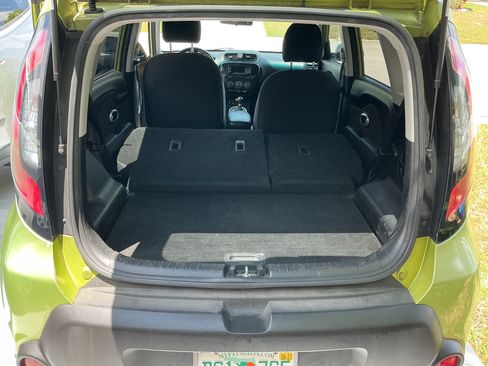Used 2016 Kia Soul FWD image 12