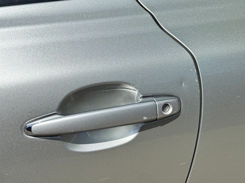 Used 2002 Lexus SC 430 Convertible image 4