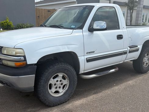 Used 2002 Chevrolet Silverado 1500 LS w/ Heavy Duty Suspension Pkg AWD/4WD image 8
