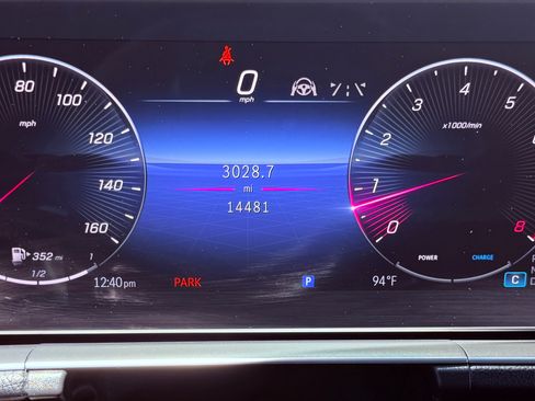 Used 2024 Mercedes-Benz GLS 450 4MATIC image 17