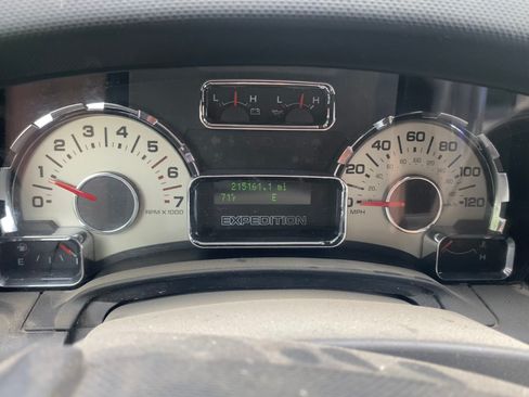 Used 2008 Ford Expedition XLT image 9