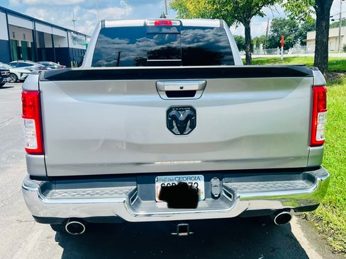 Used 2019 RAM 1500 Big Horn RWD image 6