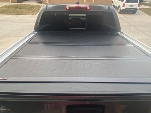 Used 2018 GMC Canyon SLT w/ Driver Alert Package image 6