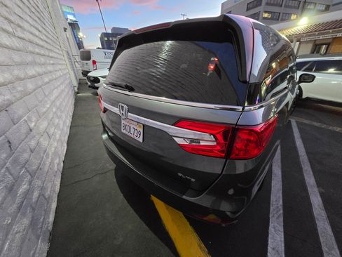 Used 2018 Honda Odyssey Elite image 14