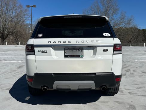 Used 2017 Land Rover Range Rover Sport HSE image 8