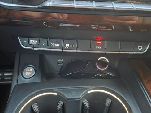 Used 2019 Audi A5 2.0T Premium Plus w/ Premium Plus AWD/4WD image 19