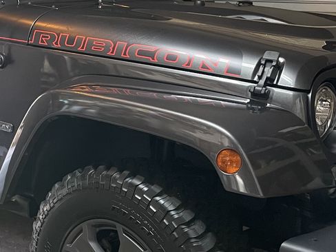 Used 2017 Jeep Wrangler Unlimited Rubicon image 1