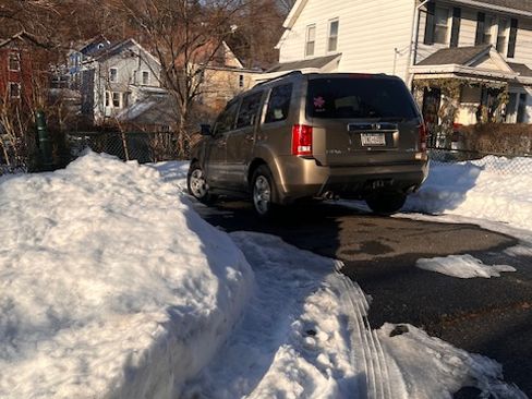 Used 2010 Honda Pilot EX image 12