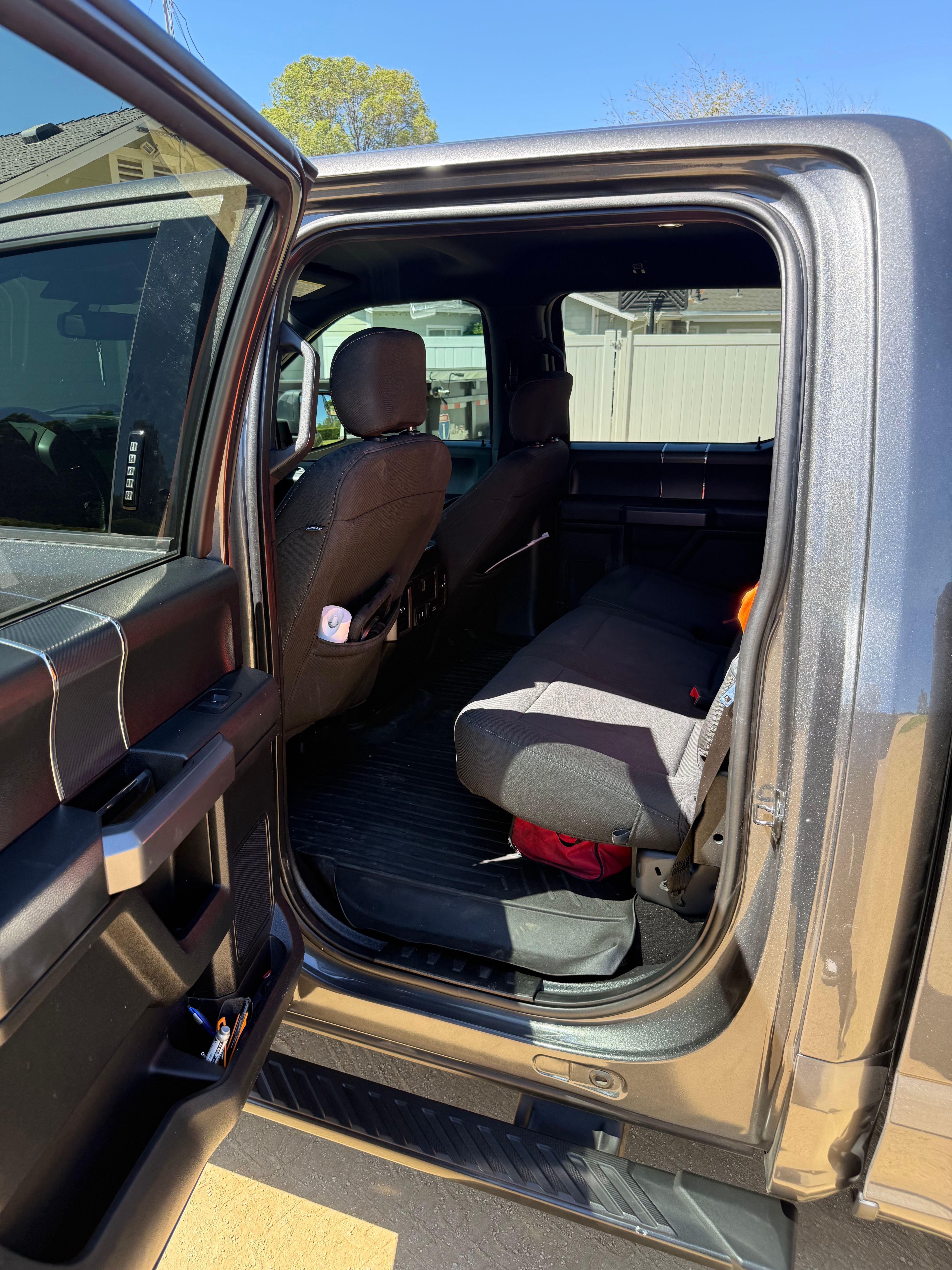 Used 2019 Ford F150 XLT w/ Equipment Group 302A Luxury AWD/4WD image 8