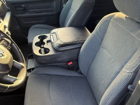 Used 2020 RAM 3500 Tradesman image 31