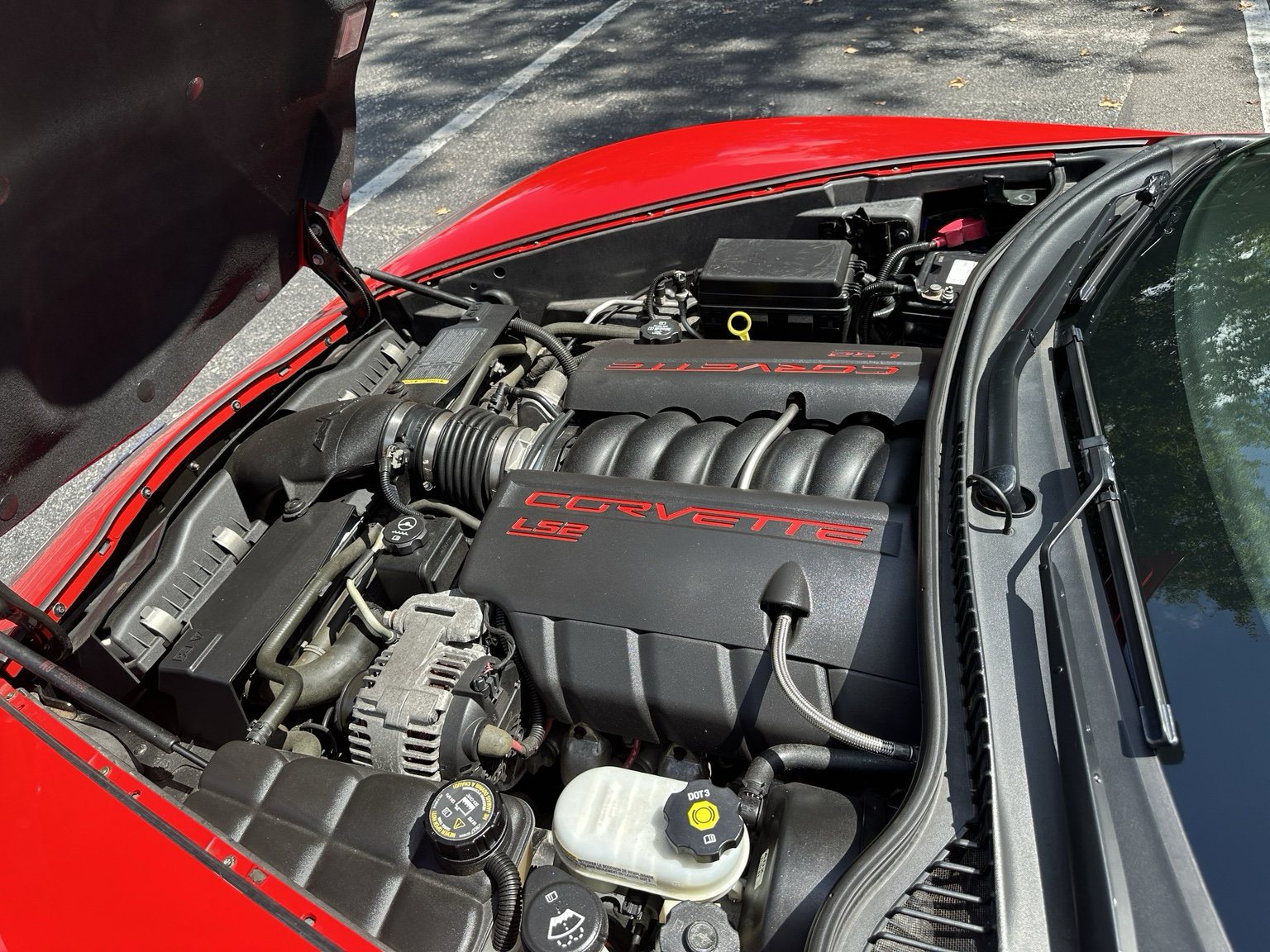 Used 2005 Chevrolet Corvette Convertible w/ Preferred Equipment Group RWD image 11