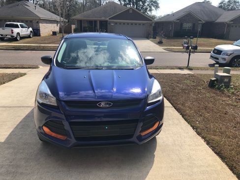 Used 2015 Ford Escape S image 5