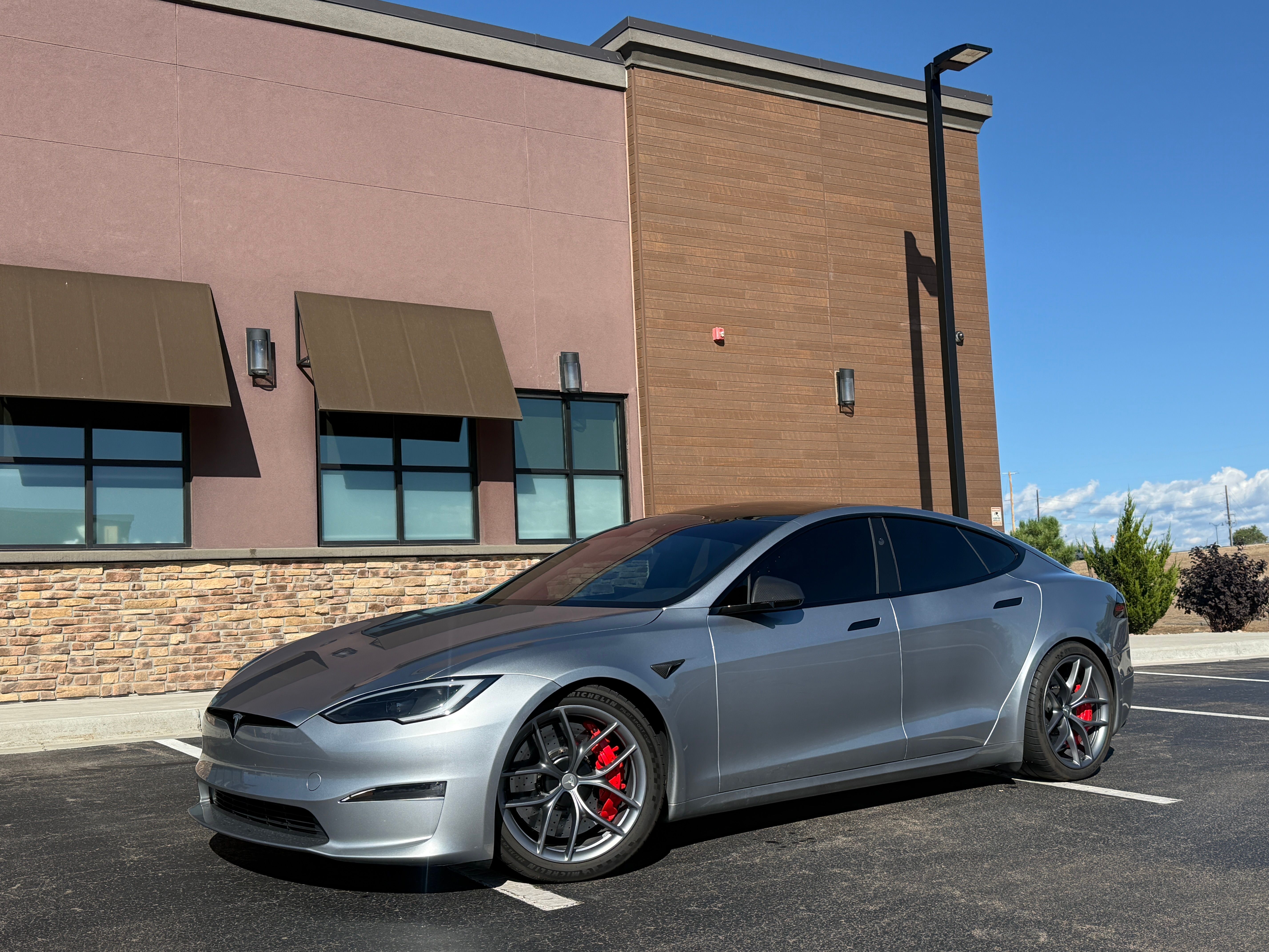 Used 2024 Tesla Model S Plaid AWD/4WD image 25