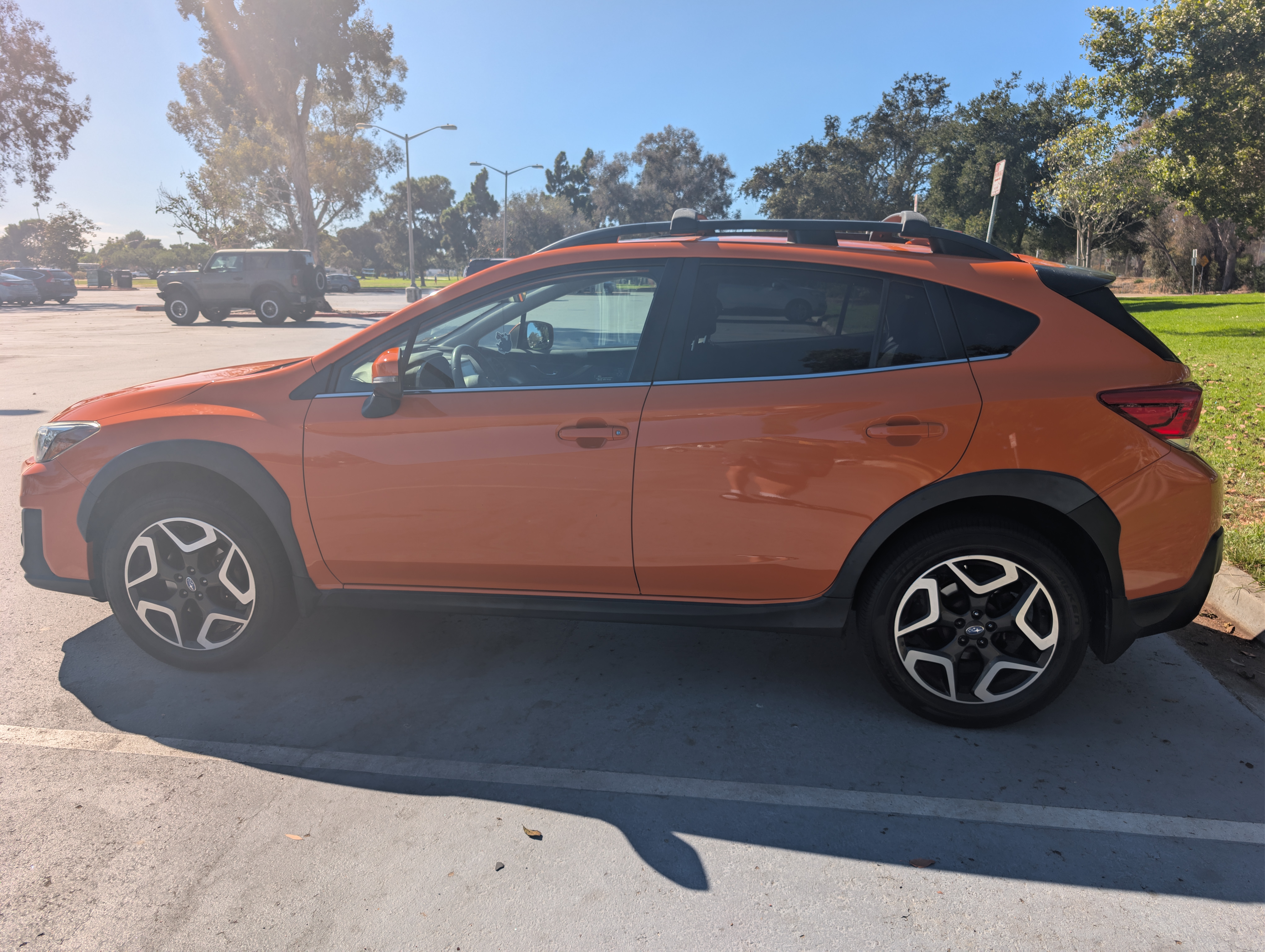 Used 2019 Subaru Crosstrek 2.0i Limited w/ Moonroof Package w/Navigation AWD/4WD image 6