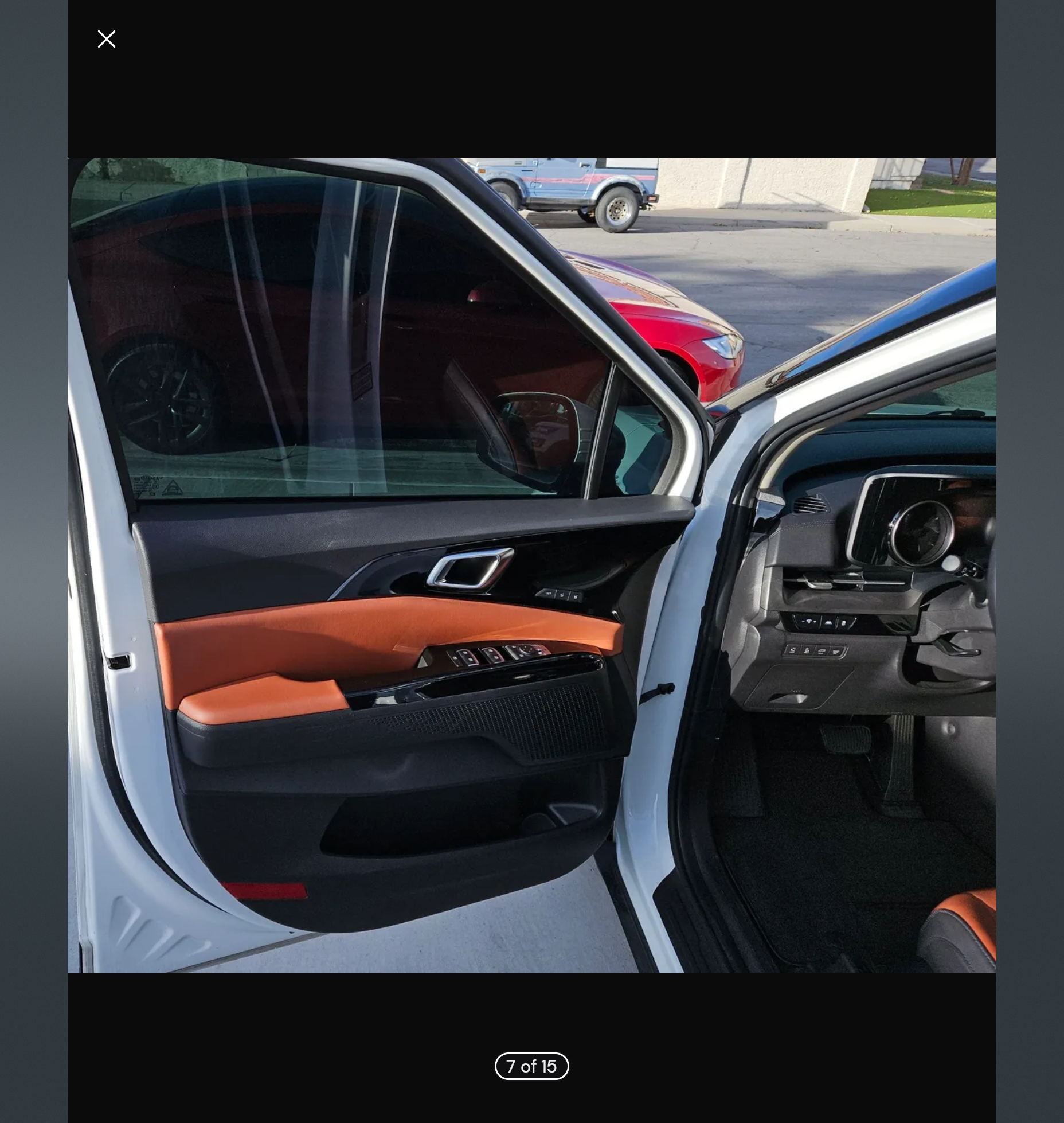 Used 2022 Kia Carnival SX FWD image 4