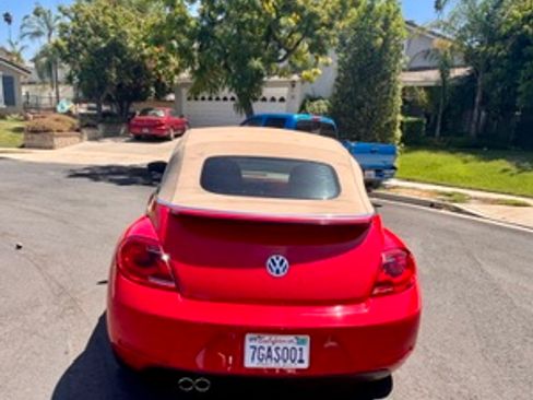 Used 2013 Volkswagen Beetle 2.5 FWD image 5