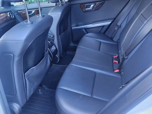 Used 2014 Mercedes-Benz GLK 350 4MATIC image 5