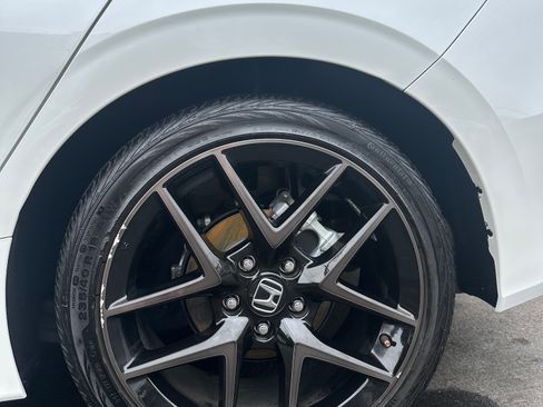 Used 2024 Honda Civic Sport Touring image 20