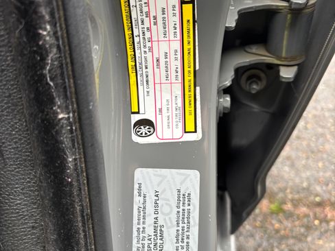 Used 2017 Dodge Charger SXT w/ Plus Group image 15