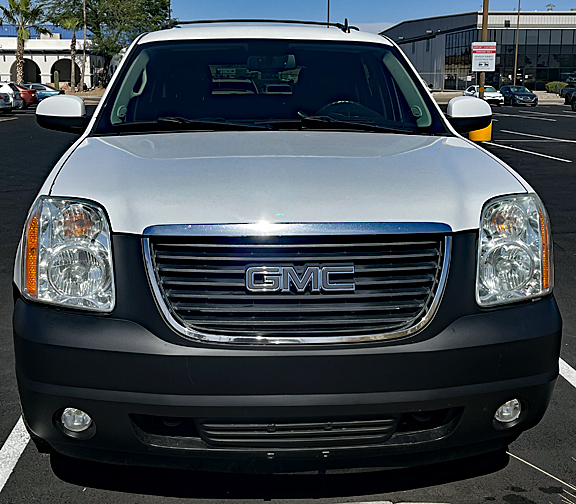 Used 2014 GMC Yukon SLT AWD/4WD image 4