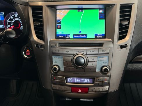 Used 2013 Subaru Outback 3.6R Limited w/ Special Appearance Pkg image 8