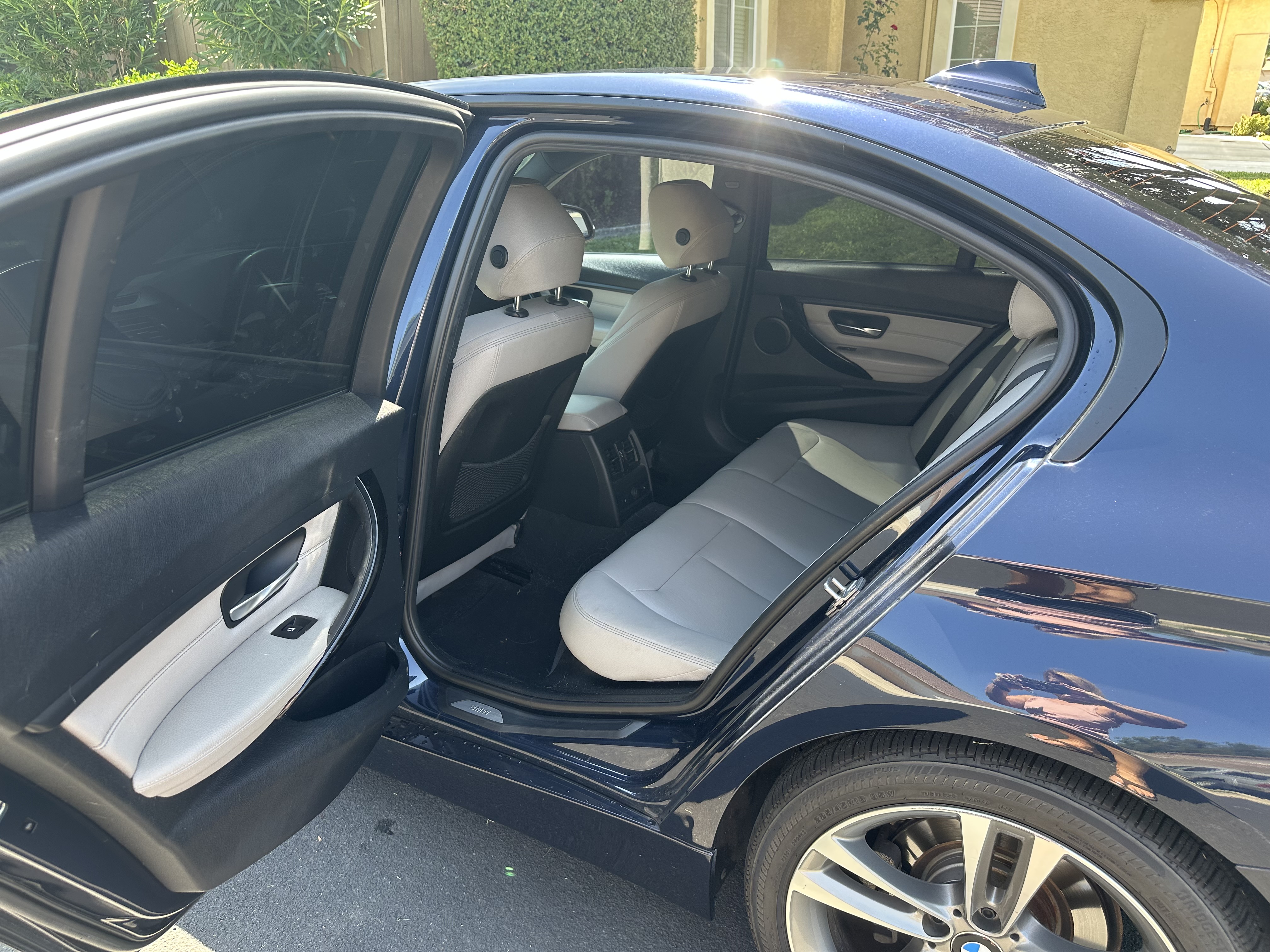Used 2013 BMW 328i Sedan RWD image 9
