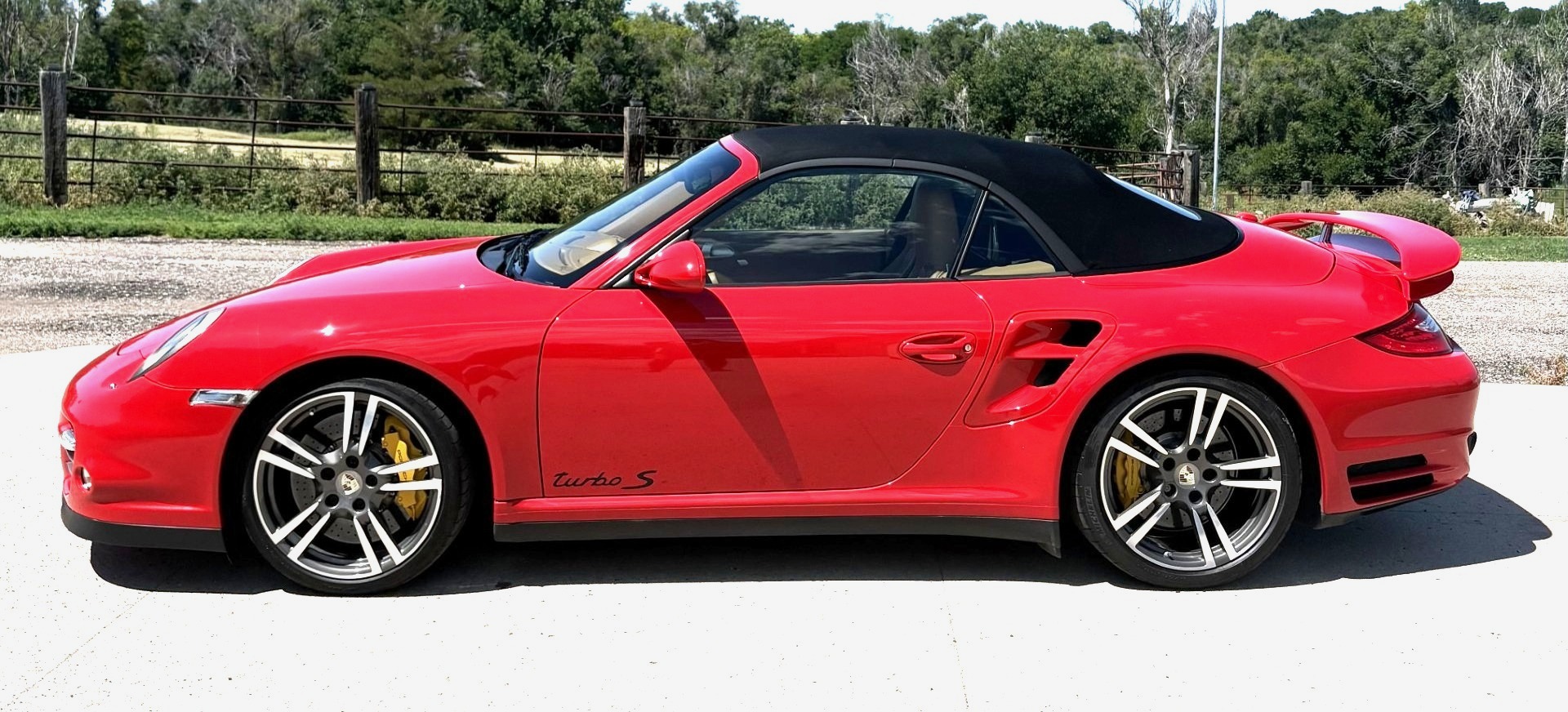 Used 2013 Porsche 911 Edition 918 Spyder AWD/4WD image 8