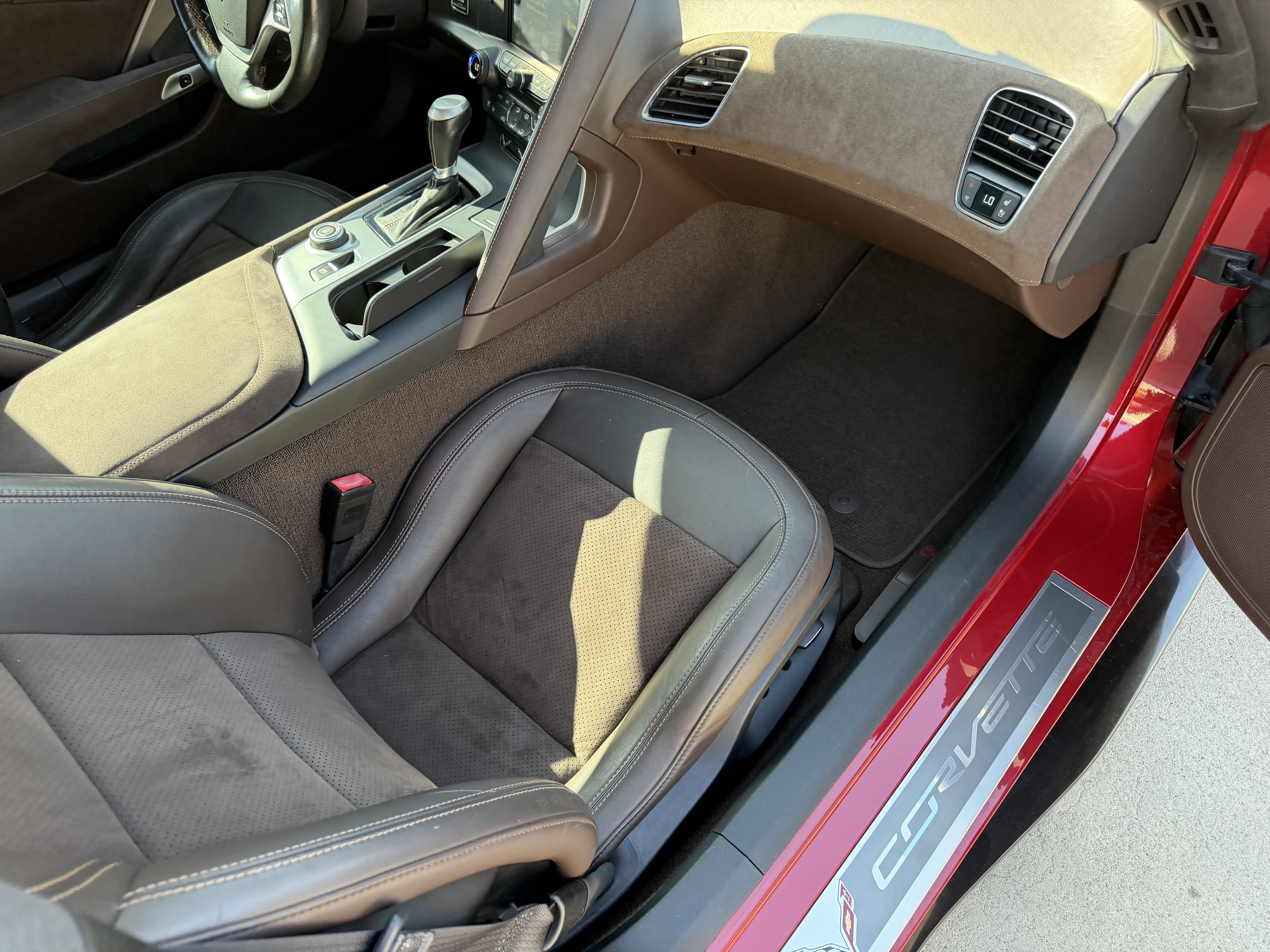 Used 2014 Chevrolet Corvette Stingray Coupe w/ 3LT Preferred Equipment Group RWD image 18