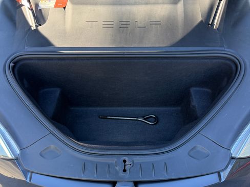 Used 2018 Tesla Model S 100D image 9