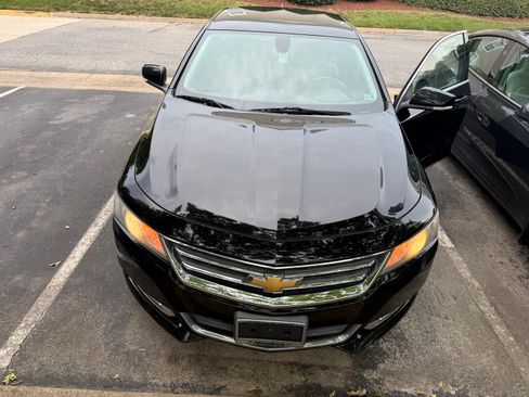 Used 2014 Chevrolet Impala LT FWD image 2