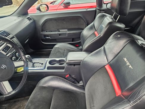 Used 2010 Dodge Challenger SRT8 w/ SRT Option Group II image 10