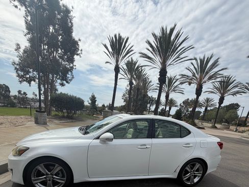 Used 2011 Lexus IS 250 250 Sedan 4D w/ Premium Pkg Value Edition image 1