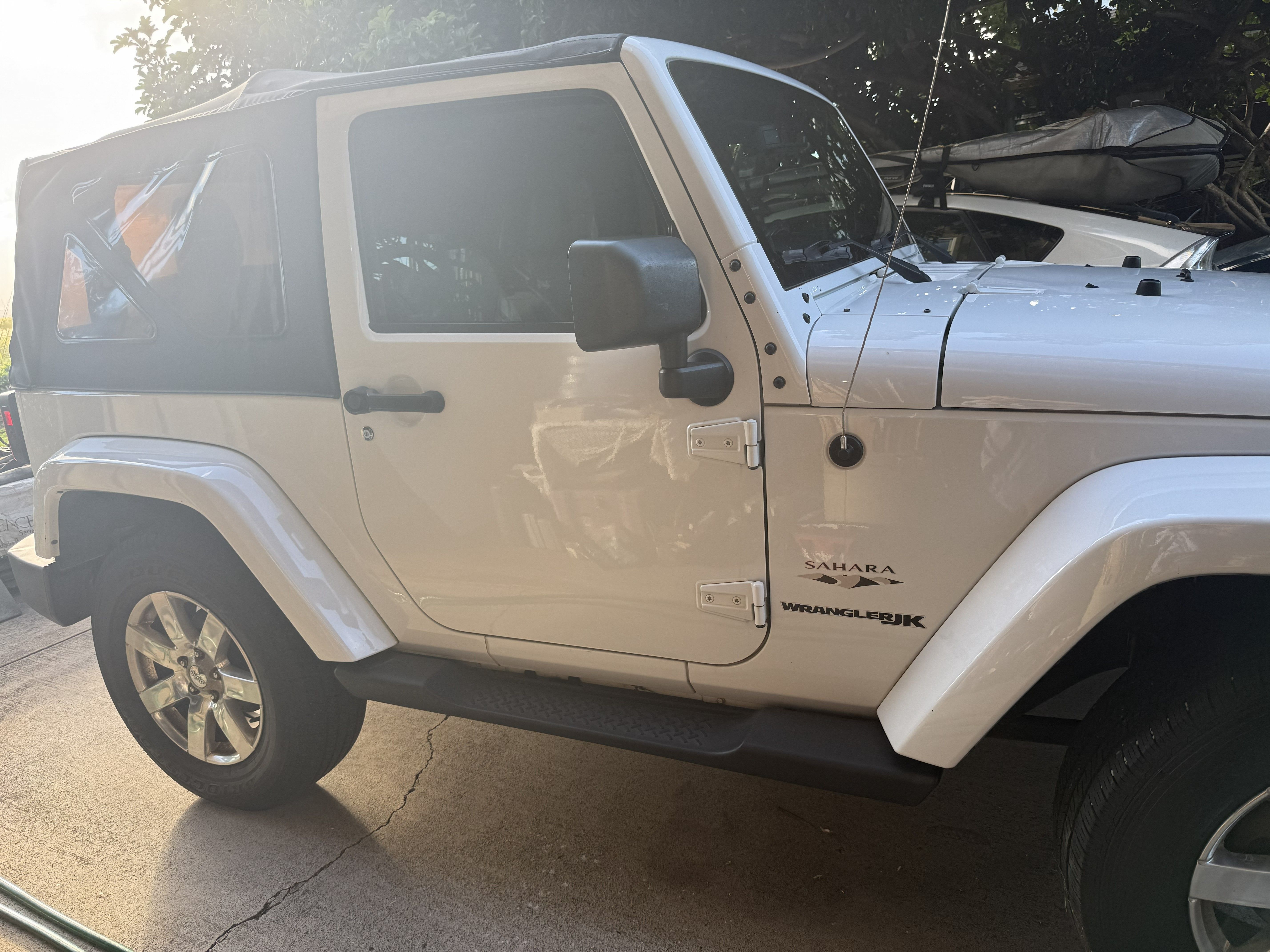 Used 2018 Jeep Wrangler Sahara w/ Dual Top Group AWD/4WD image 4