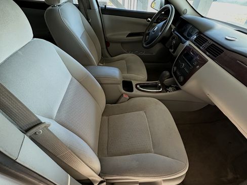 Used 2007 Chevrolet Impala LT FWD image 7