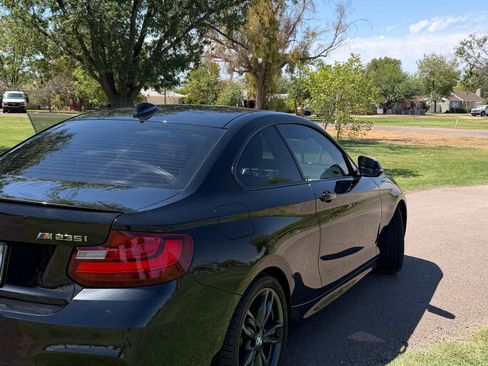 Used 2016 BMW M235i Coupe RWD image 6