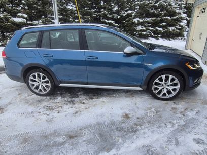 Used 2019 Volkswagen Golf Alltrack SE