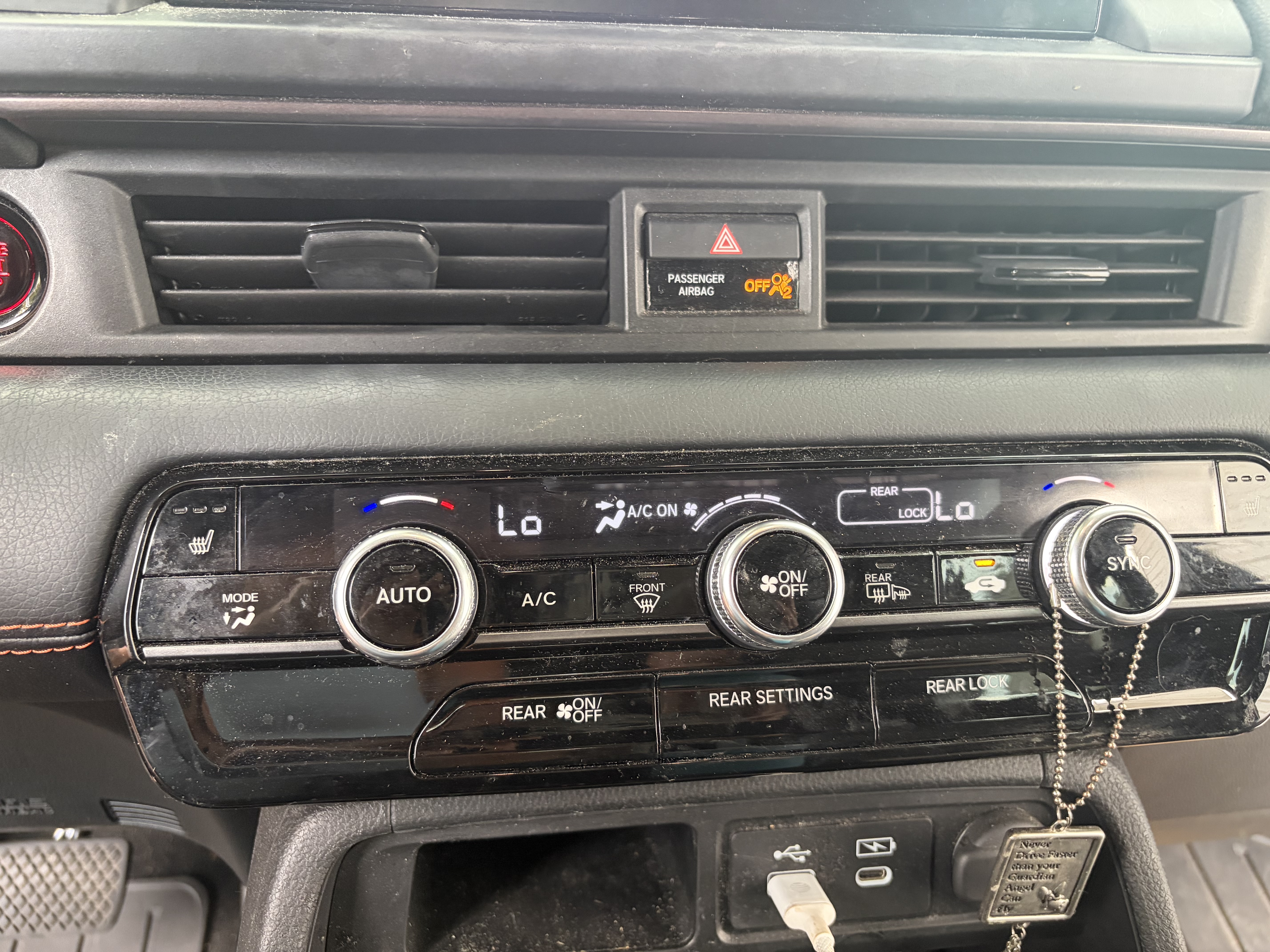 Used 2025 Honda Pilot TrailSport image 10