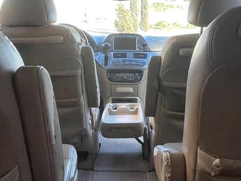 Used 2007 Honda Odyssey Touring image 16