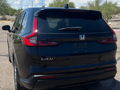 Used 2025 Honda CR-V EX-L image 10