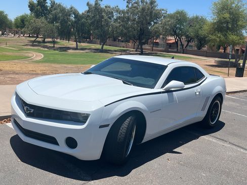 Used 2012 Chevrolet Camaro LS RWD image 5