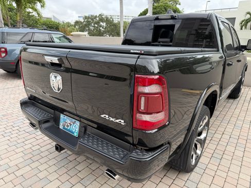 Used 2022 RAM 1500 Limited AWD/4WD image 9