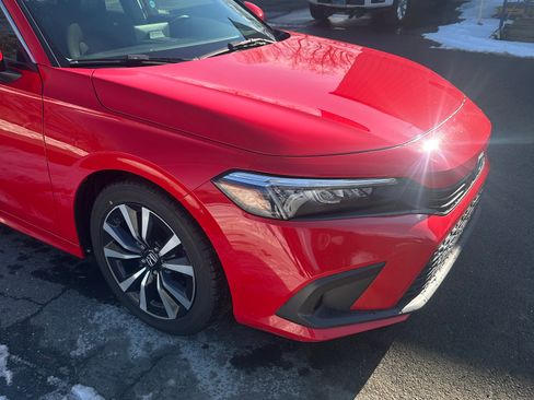 Used 2022 Honda Civic EX image 6