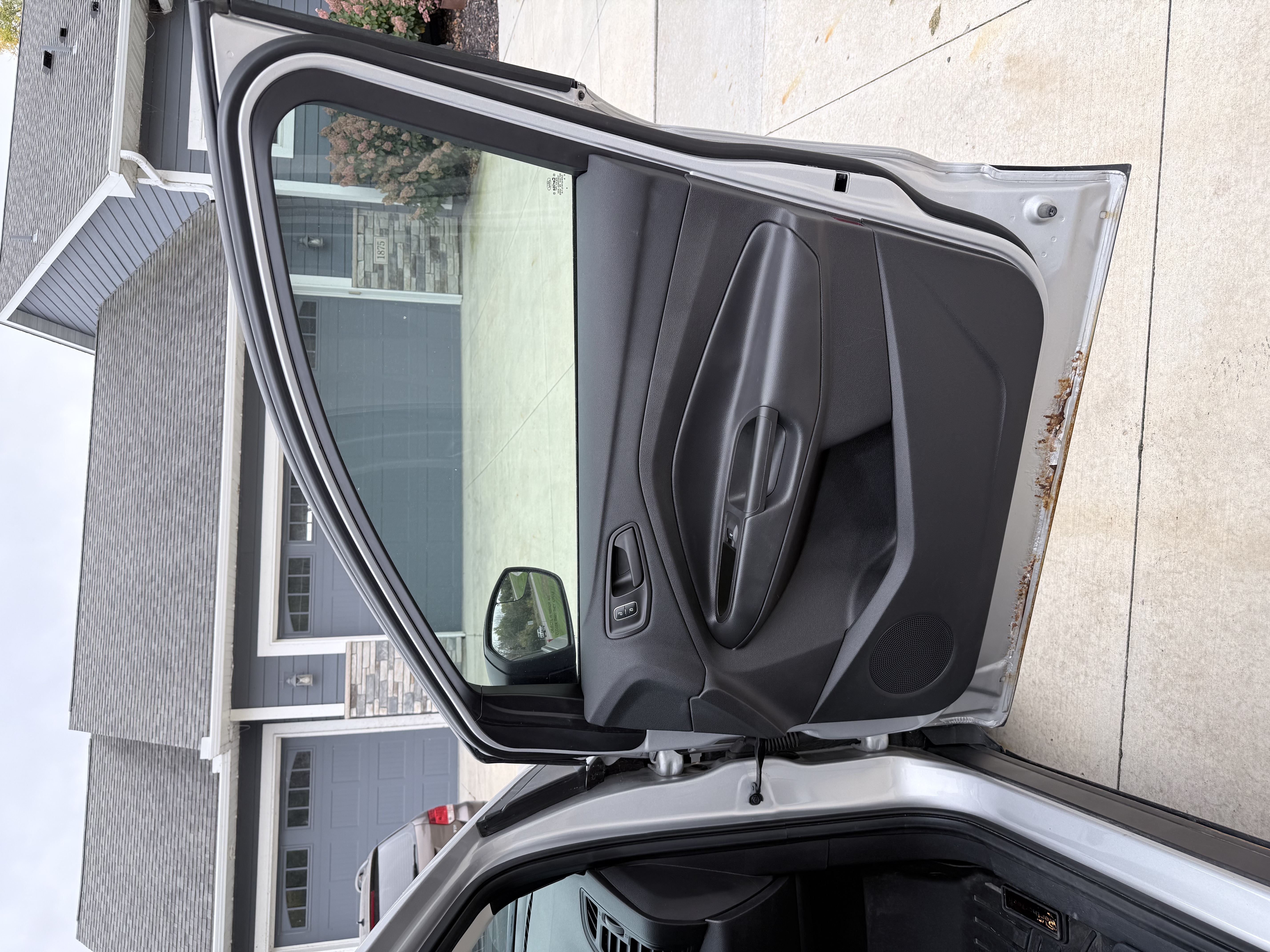 Used 2017 Ford Escape S FWD image 19