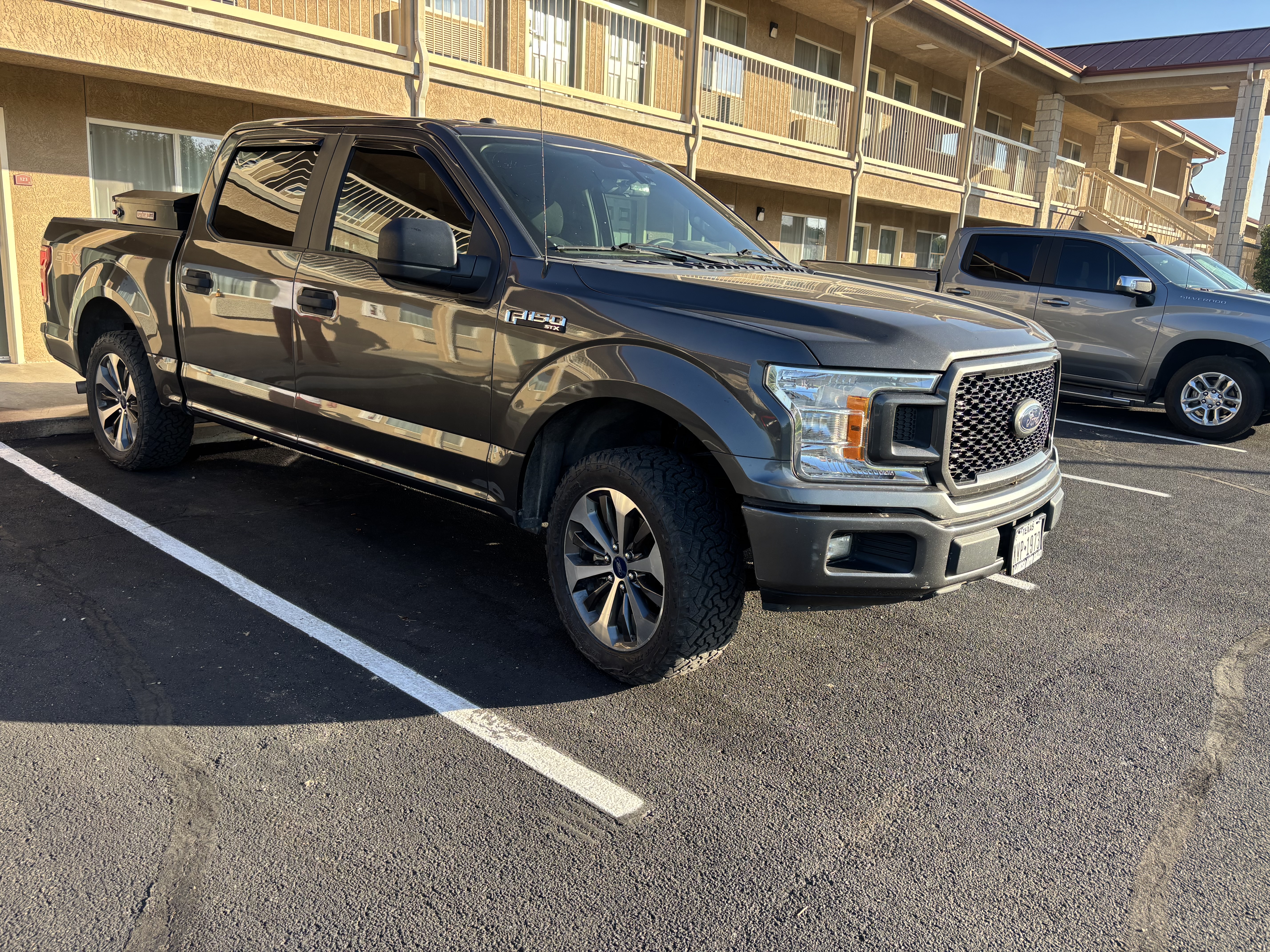 Used 2019 Ford F150 XL w/ Equipment Group 101A Mid RWD image 2