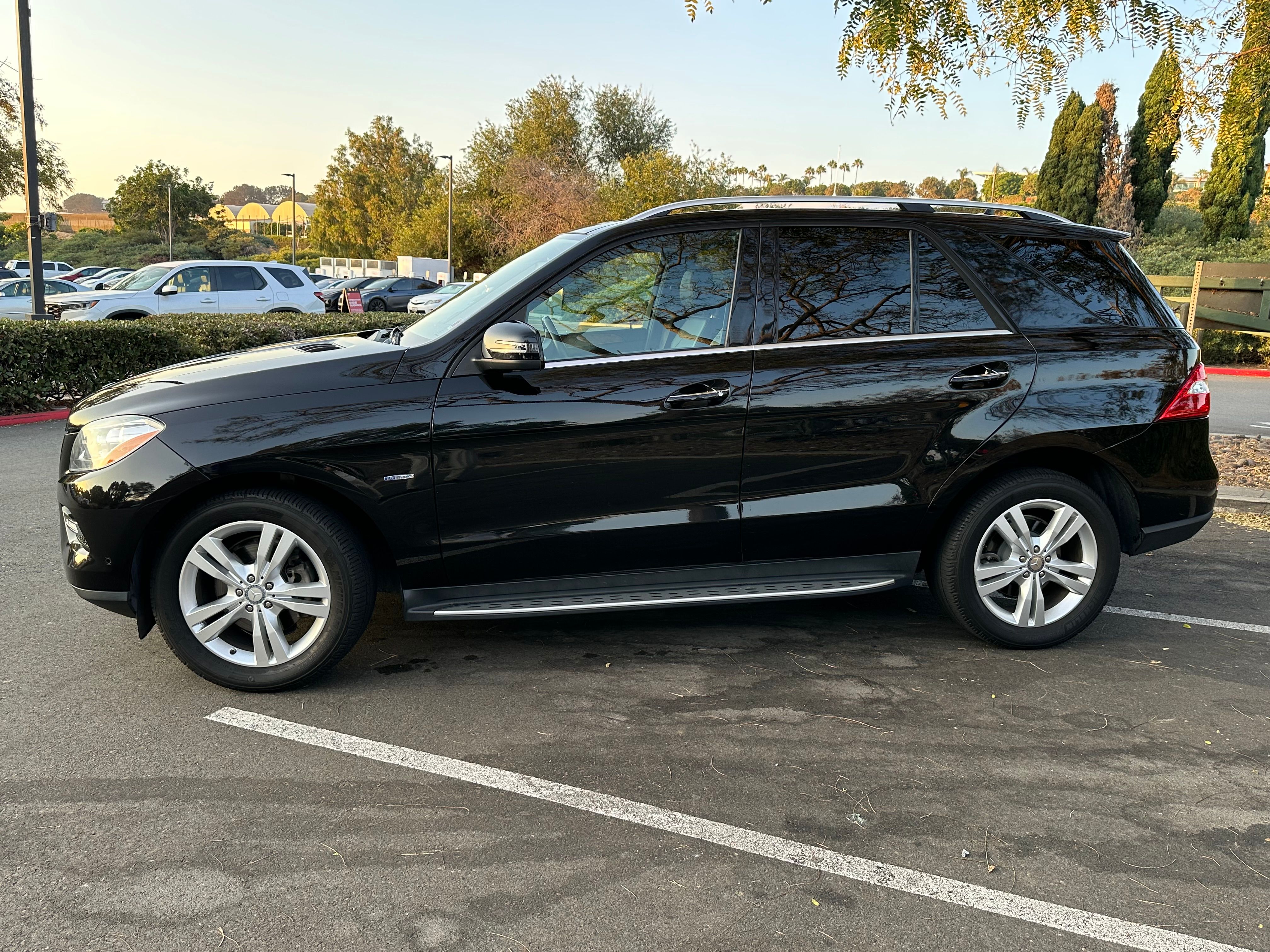 Used 2012 Mercedes-Benz ML 350 BlueTEC 4MATIC image 31