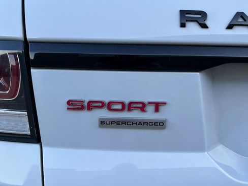 Used 2017 Land Rover Range Rover Sport Supercharged AWD/4WD image 8