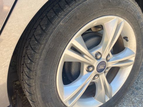 Used 2013 Ford Focus SE FWD image 10