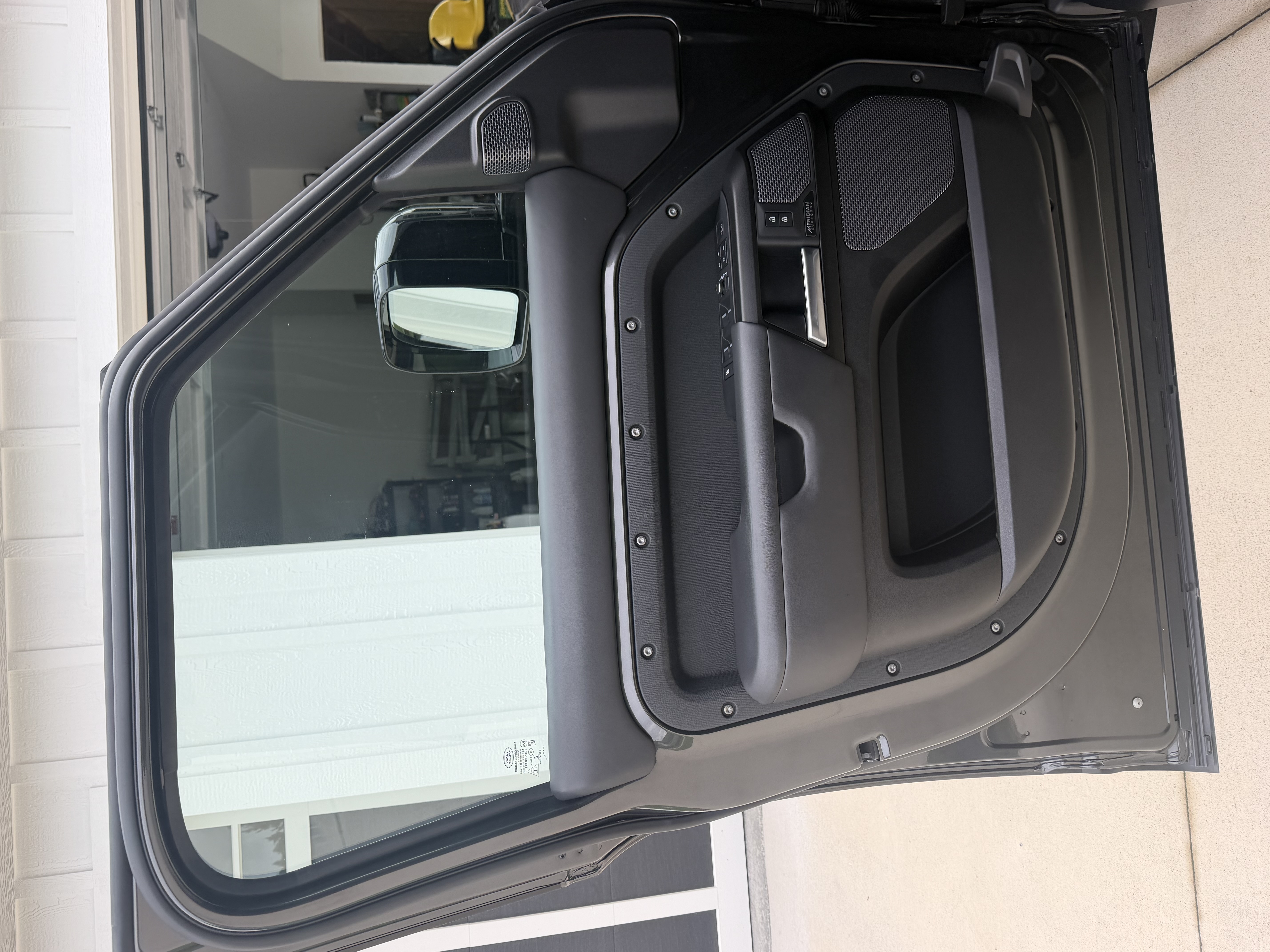 Used 2023 Land Rover Defender 110 Carpathian Edition AWD/4WD image 17