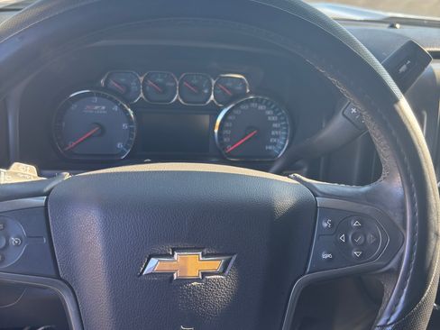 Used 2015 Chevrolet Silverado 2500 LT w/ LT Convenience Package image 11