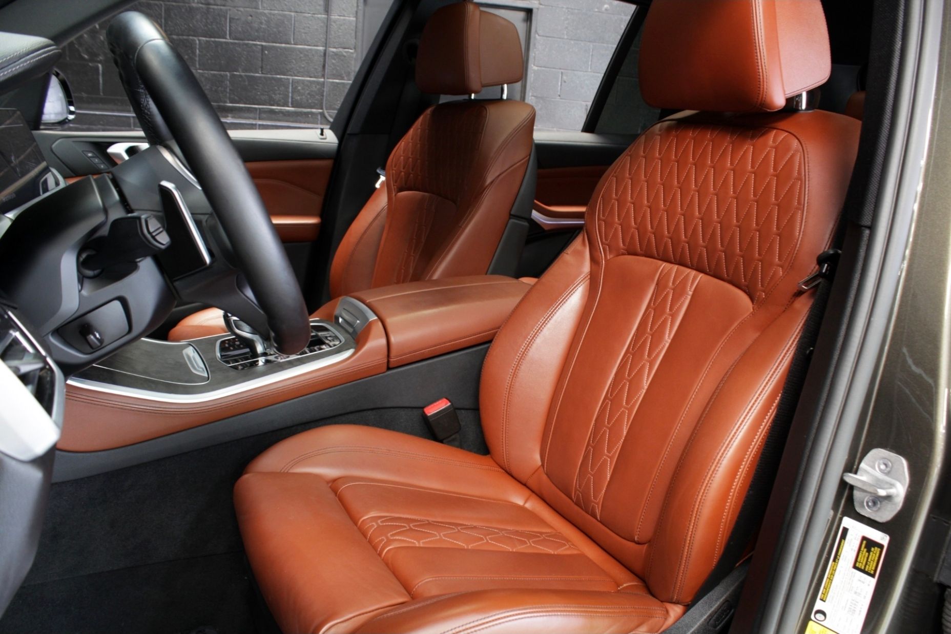 Used 2021 BMW X5 sDrive40i w/ M Sport Package RWD image 23